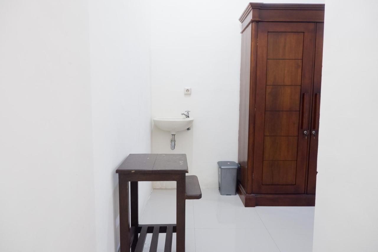 Reddoorz At Bale Eja Syariah Senggigi Lejlighed Montongbuwoh Eksteriør billede