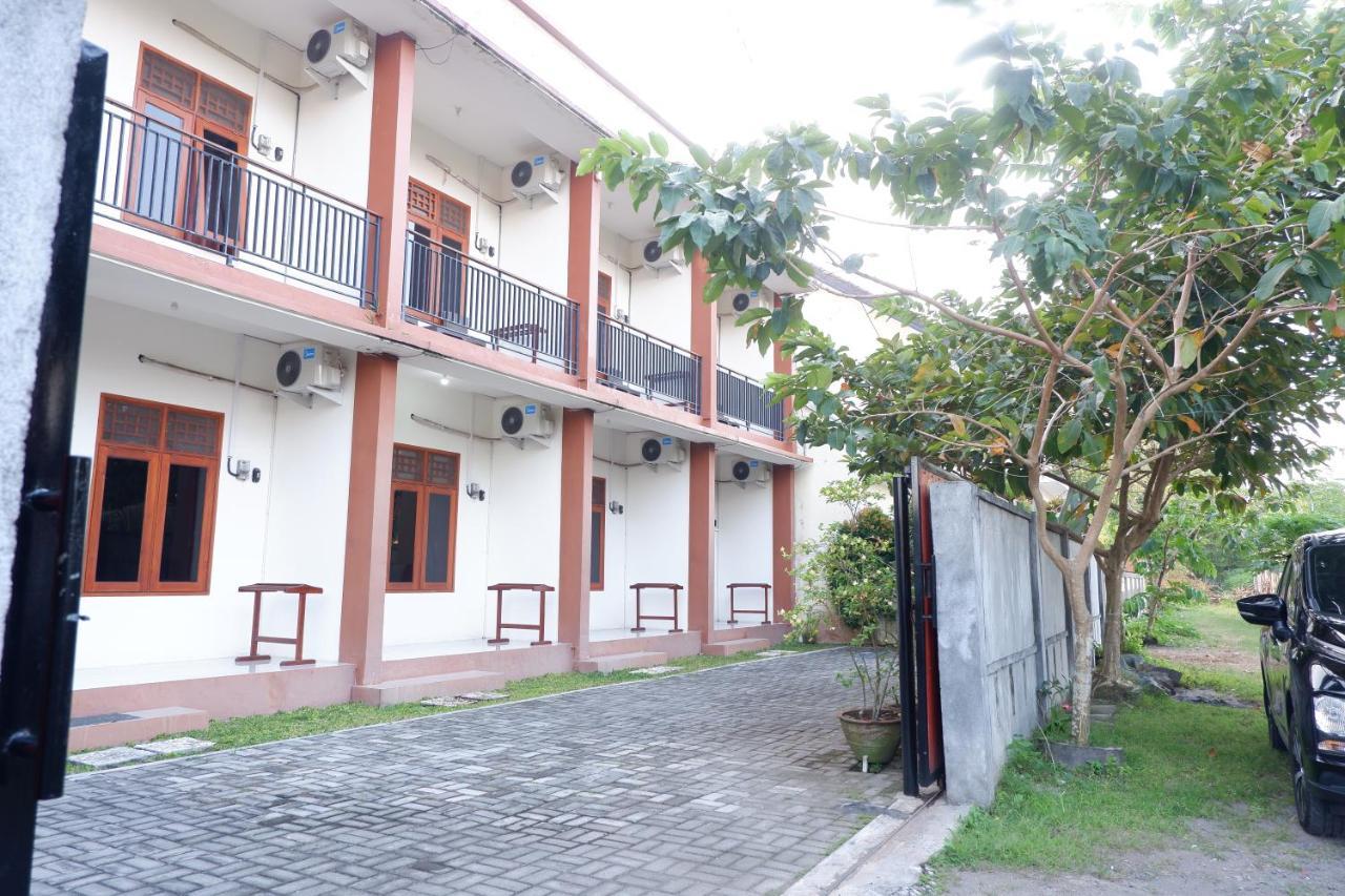 Reddoorz At Bale Eja Syariah Senggigi Lejlighed Montongbuwoh Eksteriør billede